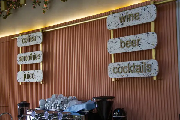 Bar Serafina
