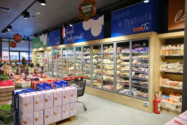 Supermarket
